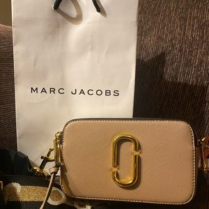 Marc Jacob camera crossbody